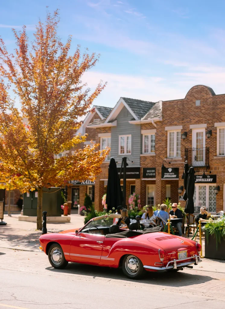 Dining & places to gather — Bridgelands lifestyle image